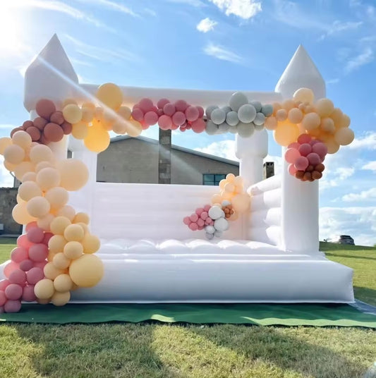 White Bounce House | 13x13ft | All ages